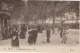 PE 1-(13) ARLES - LE BOULEVARD DES LICES - COMMERCES , KIOSQUE - ANIMATION - 2 SCANS - Arles