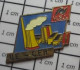 513e Pin's Pins / Beau Et Rare / MARQUES / USINE UE - CEH HBL - Markennamen