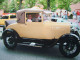 VOITURE FORD TYPE A COUPE AVEC SPIDER CIRCA 1932 - Automobile