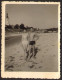 Couple Bikini Woman Girl And Trunks Muscular Man On Beach   Old Photo 9x6cm #41182 - Anonyme Personen