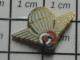 516C  Pin's Pins / Beau Et Rare / SPORTS / PARACHUTISME EQUIPE MILITAIRE 3 ANNEAUX TRICOLORES PARACHUTE AILES - Parachutespringen