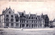 80 -  AMIENS - Groupe De Maisons En Face De La Cathedrale - Amiens