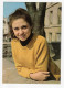 Gigliola CINQUETTI. RARE Carte Postale Année 1965-70 De Format 21 X 15 Cm. VOIR 2 SCAN. - Zangers En Musicus