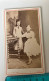 Photo CDV Vers 1870 Portraits Deux Filles  Photographie À.Fischer Metz  Moselle 57 - Ancianas (antes De 1900)