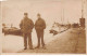 A Identifier - N°89618 - Militaires Sur Un Quai Près De Bateau - Carte Photo à Localiser - To Identify