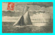 A867 / 453 59 - MALO LES BAINS Petit Yacht Longeant La Cote ( Bateau ) - Malo Les Bains