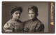 Fotografie Atelier Piepenhoff, Halle A. S., Poststr. 15, Portrait Zwei Schöne Junge Frauen In Eleganten Kleidern  - Anonyme Personen