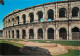 NIMES  Les Arenes Romaines Au 1er Plan Soubassements D Une Ancienne Tour 7(scan Recto-verso) MD2548 - Nîmes