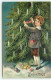 N°19470 - Carte Gaufrée - Ein Frohes Weihnachtsfest - Garçon Décorant Un Sapin D'une Guirlande De Coeur - Autres & Non Classés