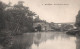 . 53 . MAYENNE . Les Bords De La Mayenne . Pont . - Mayenne