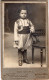 Photo CDV D'un Petit  Garcon élégant Habillée En Zouave Posant Dans Un Studio Photo A Lyon - Old (before 1900)