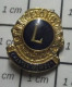 3517 Pin's Pins / Beau Et Rare / ASSOCIATIONS / LION'S CLUB CHARTER MEMBER - Associations
