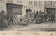 ZY 118-(80) GUERRE 1914/15 - AMIENS - ARTILLERIE TRAVERSANT LA VILLE - PHARMACIE - 2 SCANS - Amiens