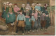 ZY 138- MARKEN ( NEDERLAND ) - GROUPE D' ENFANTS EN TENUES TRADITIONNELLES - 2 SCANS - Marken