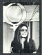 Gloria Steinem American Activist, Post Card, Printed In USA, Unused - Femmes Célèbres