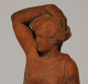 E1 Sculpture En Terre Cuite - Femme Dans Le Vent - Récolte - Otros & Sin Clasificación