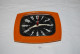 E1 Ancienne Horloge INPROCO Kwartz - Vintage - Orange - Wandklokken