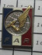 3617  Pins Pin's / Rare & Belle Qualité / MILITARIA / FAR Aux Pruneaux ? Par BALLARD - Militaria