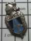 516c Pin's Pins / Beau Et Rare / MILITARIA / INSIGNE PUCELLE GENDARMERIE NATIONALE AVION Par BALLARD - Army