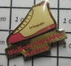 SP15 Pin's Pins / Beau Et Rare / MARQUES / CHAUSSURE ORTHOPEDIQUE WOLLENSCHNEIDER KATZER - Trademarks