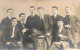 HOMMES _S28484_ A Localiser - Carte Photo - Hommes Posant Pour La Photo - Men