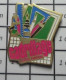 715E Pin's Pins / Beau Et Rare / MARQUES / PAPETERIE CADRILLAGE CRAYONS STYLO EQUERRE - Trademarks
