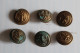 Lot De 6 Anciens Boutons Militaires Dorés 25mm De La Marine - Knoppen