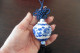 Attache Décoration Porcelaine Chinoise Bleu Et Blanc Noeud Et Pompon Gland Bleu - Asiatische Kunst