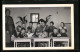 Foto-AK Kinder Sitzen Brav An Ihren Tischen In Der Vorschule  - Gebraucht