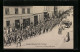 AK Zossen-Wünsdorf, Zug Franz. Kriegsgefangener Durch Die Bahnhofstrasse Am Bismarckplatz Vorbei  - Weltkrieg 1914-18