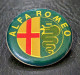 A Pin's Pins Lapel Enamel Pin Alfa Romeo Car Logo Automobile Voiture Badge 30mm Vintage Bon Etat Diametre : 30 Mm Envois - Alfa Romeo
