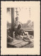 Jolie Photographie Beau Portrait De 2 Femmes Au Restaurant à Villennes Sur Seine En Août 1952, 7,9 X 10,9 Cm - Orte