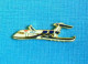 Delcampe - 1 PIN'S //   ** AVION COMAC ARJ21-700 ** - Avions