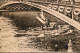 Delcampe - Carte Postale Ancienne - Paris - Pont Alexandre III Et Petit Palais - Bareau Avec Cheminée Qui Se Baisse - La Seine Et Ses Bords