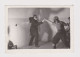 Two Men Fencing, Scene, Shadow On The Wall, Vintage Orig Photo 8.6x6cm. (63696) - Personas Anónimos