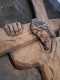 Statue/ Sculpture Figurant Le Christ Portant La Croix. En Bois. - Religieuze Kunst