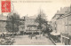 05 EMBRUN AI#DC021 PLACE EUGENE BARTHELON ANCIENNEMENT PLACE ST PIERRE FONTAINE MAGASINS HOTEL DE FRANCE - Embrun