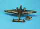 1 PIN'S //   ** AVION / LOCKHEED C-36A ELECTRA ** '3D ** - Militair & Leger