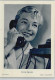 12009607 - Filmschauspieler Simone Signoret Mit Telefon - Acteurs