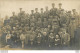 CARTE PHOTO GRAND GROUPE D'ENFANTS AVEC DES CASQUETTES - Zu Identifizieren