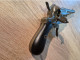 Delcampe - Très Beau Petit Revolver à Broche - Armes Neutralisées