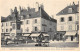 LONS LE SAUNIER - Place De La Liberté Et Rue Du Palais - Statue Du Général Lecourbe - Très Bon état - Lons Le Saunier