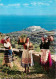 73327716 Griechenland Greece Junge Frauen Bei Der Feldarbeit Trachten Meerblick  - Griechenland
