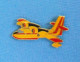 Delcampe - 1 PIN'S //  ** AVION BOMBARDIER D'EAU / CANADAIR / 2 TURBOPROPULSEURS / PW123AF ** - Airplanes