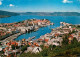 73705950 Bergen Norwegen Utsikt Over Byen Med Vagen Bergen Norwegen - Norvège