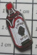 1818A Pin's Pins / Rare & Belle Qualité !!!  BOISSONS / BOUTEILLE DE GIN DRY BOMBAY - Beverages