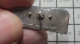 1216c Pin's Pins / Beau Et Rare / MARQUES / SEITA DISTRIBUTION Par PICHARD - Marcas Registradas