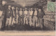 71 - Montceau-les-Mines, Mineurs à La Recette Avant D'Entrer Dans La Cage - Montceau Les Mines