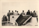 PHOTO 11 X 8  1959 PASSAGE DU PONT KEHL STRASBOURG BASSE EAU PASSERELLE DEMONTEE VOIR VERSO - Andere & Zonder Classificatie