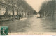 CPA Paris-La Grande Crue De La Seine-Service De Bachots De L'avenue Montaigne-112-Timbre       L2244 - Inondations De 1910